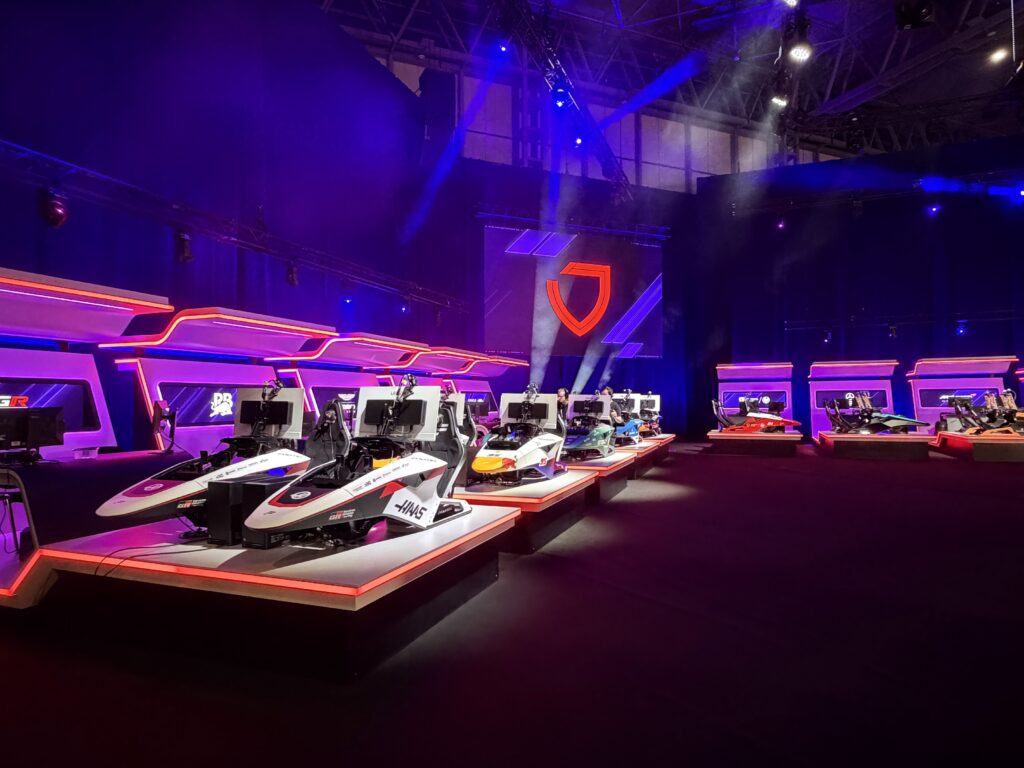 Lenovo-mendukung-ajang-Formula-1®-Sim-Racing-World-Championship-2026-1024x768.jpg